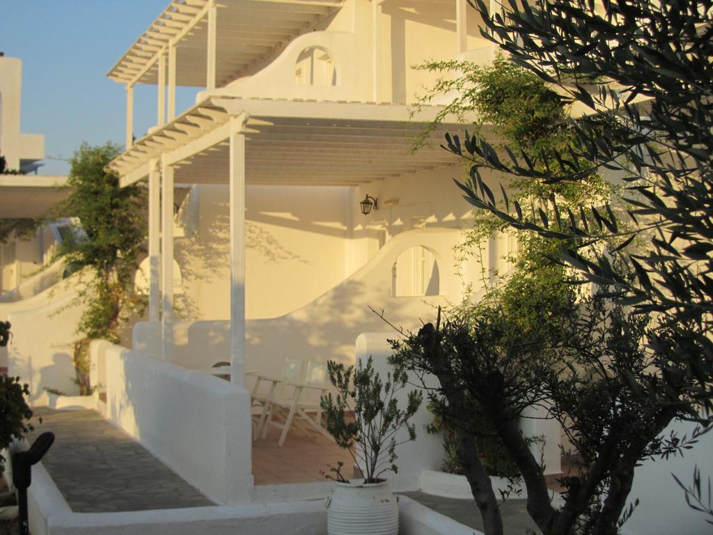 Porto Scoutari Romantic Hotel Skála Exterior photo
